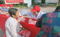 我院开展“不忘初心、牢记使命”志愿者义诊活动