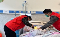 爱心义剪暖人心人文关怀显温情——我院安宁疗护病房开展志愿服务