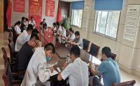 构建强大的公共卫生体系——市二院组织学习传达贯彻习近平重要讲话精神
