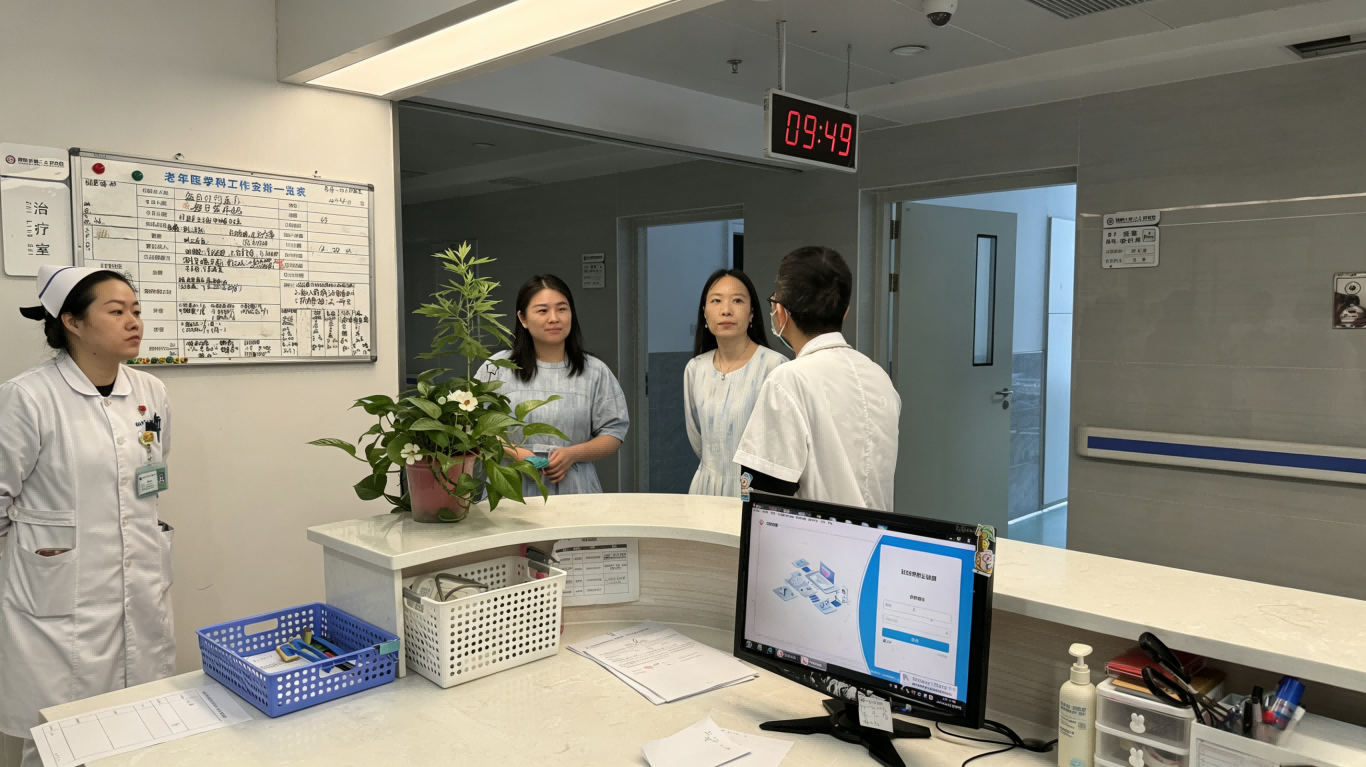 修改图片中人物表情(1) 修改图片中人物表情(1)